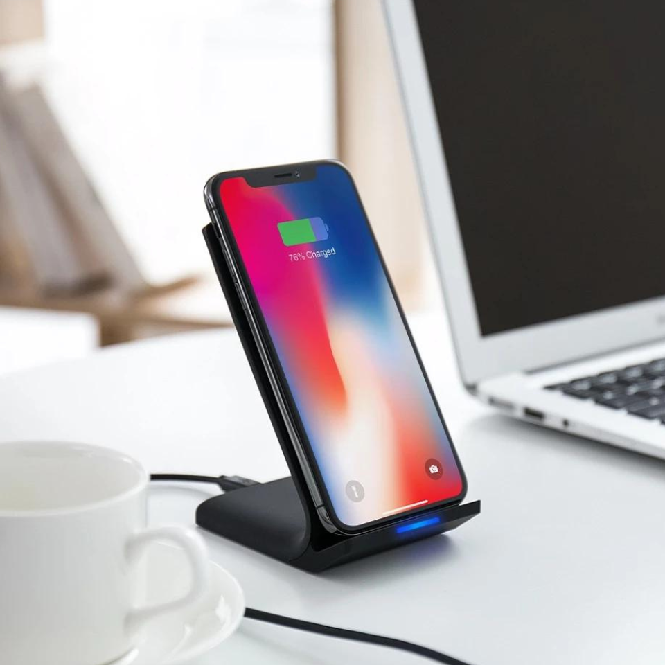 USB BASE INALMBRICA LAEVAS